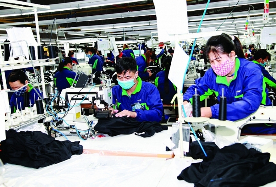 it is not easy for textile workers wages to achieve a standard of living