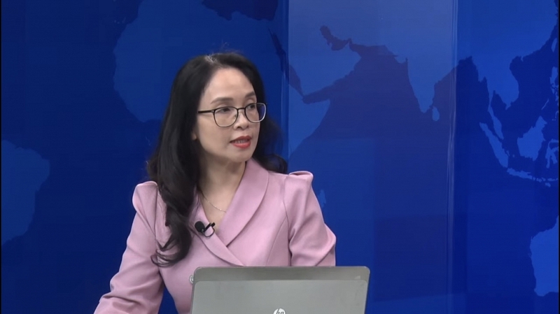 Ms. Vu Thi Anh Hong, Editor-in-Chief of Customs News, delivered the opening speech.