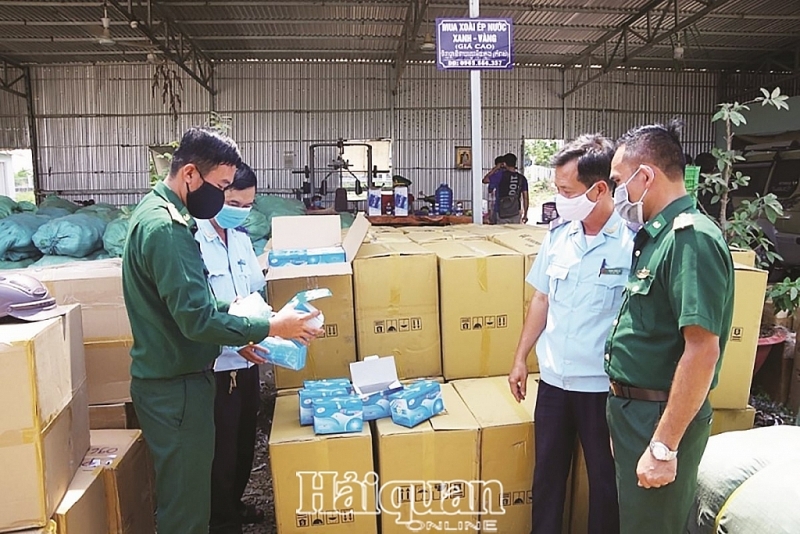 dong thap customs focusing on preventing pandemic and supporting businesses