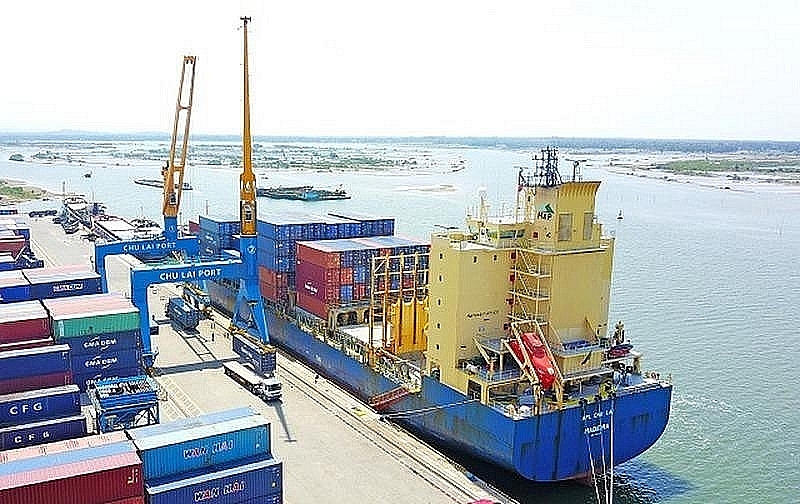 volume of goods through seaports in the first quarter still increased by 84
