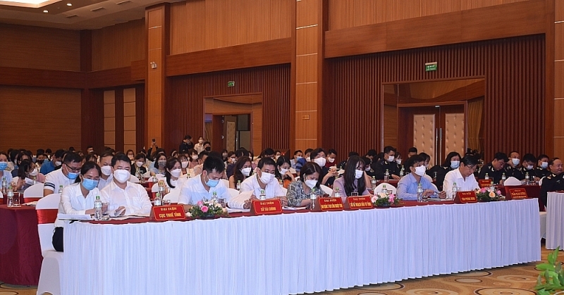 The conference attracts representatives of 200 businesses engaging  in import and export in in Ha Nam province. Photo: H.Nu