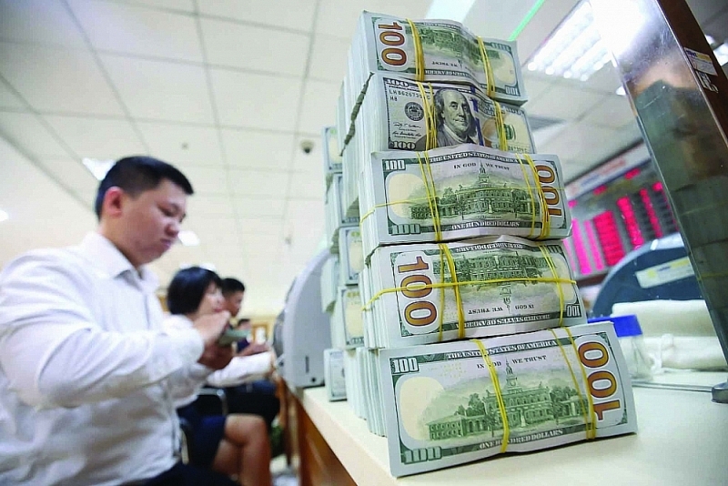 The organization's bringing of foreign currency abroad only applies for sponsor purposes under commitments and agreements between the Vietnamese State, Government, and local authorities at all levels with foreign countries. Photo. Source: Internet