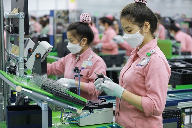 Phone manufacturing of Samsung Vietnam factory