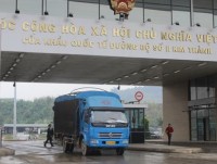 Kim Thanh border gate, Lao Cai: the Customs clearance for agricultural and fishery products implemented until 10 o’clock pm.