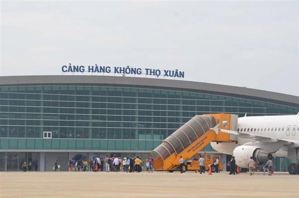 arranging enough officers to inspect and supervise international flights at tho xuan airport thanh hoa