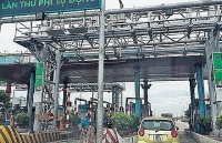 Automatic non-stop toll collection: Need to change people