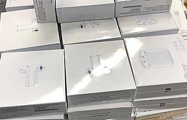 Customs officers seize counterfeit Apple products in Pittsburgh area