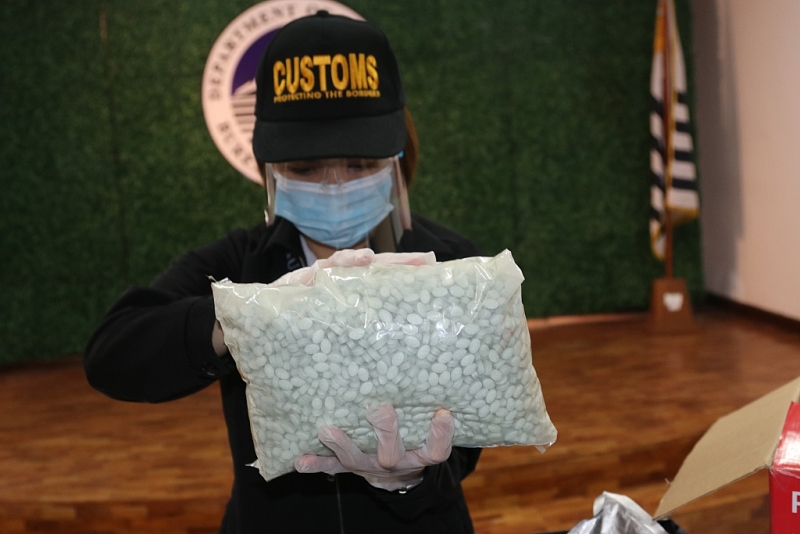 customs seizes p9 m worth ecstacy tablets concealed in paper shredder from uk