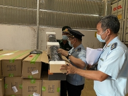 Tay Ninh Customs: Strict control and management of goods in transit