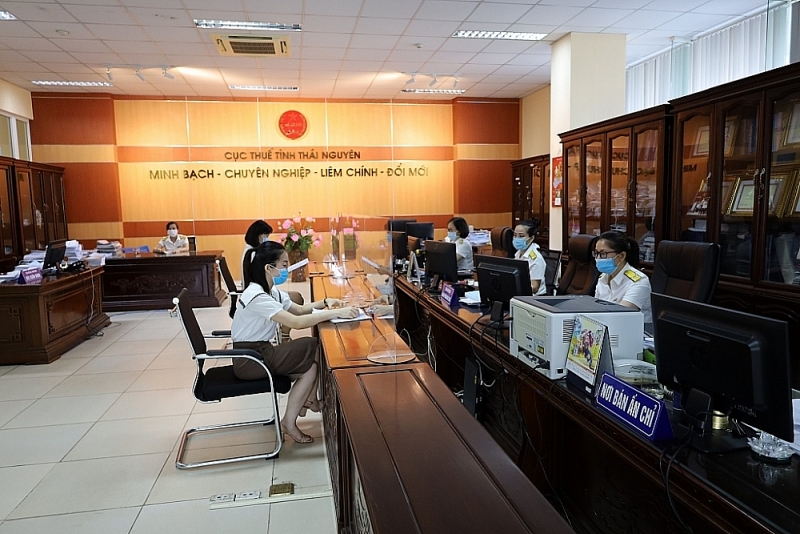 Tax officers of Thai Nguyen Tax Department at work. Photo: General Department of Taxation