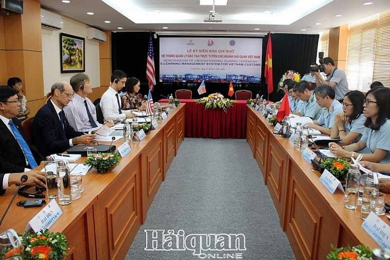 memorandum of understanding signed on e learning management system for vietnam customs