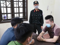 Ha Tinh arrests people for trafficking 1kg of drug and 2,000 tablets of amphetamine