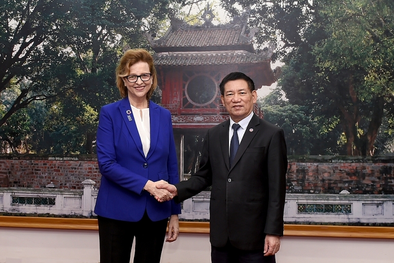 Minister of Finance Ho Duc Phoc and  Ms. Caitlin Wiesen UNDP President Representative in Vietnam