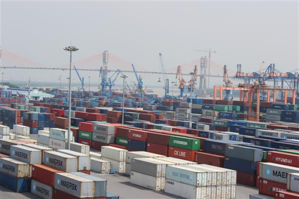 hai phong collect nearly 1164 billion of seaport fees