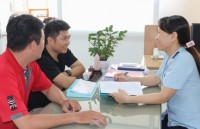Dong Nai Customs: Consulting and answering problems for businesses online