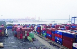 Vietnam confident to gain trade surplus of US$7 billion in 2020