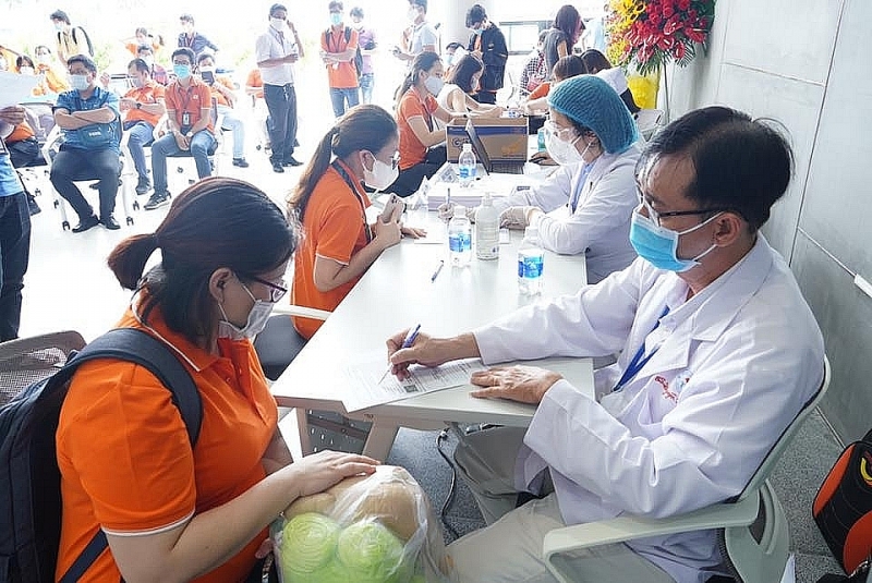 Workers of Ho Chi Minh City Hi-Tech Park get vaccines against Covid-19 on June 19, 2021.