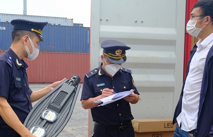 Customs collects VND328,000 billion