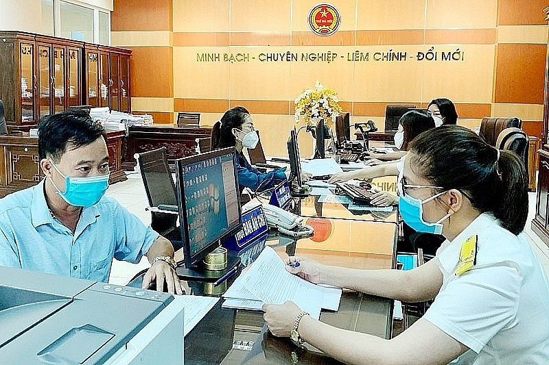 The Tax sector has offered flexible solutions to manage tax debts. Photo: General Department of Taxation
