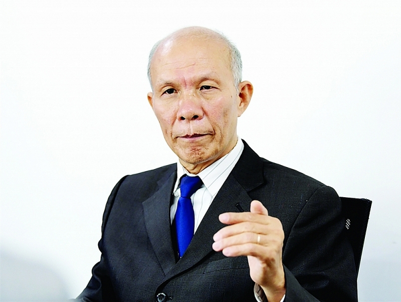 VCN - According to Assoc. Dr Dinh Trong Thinh, senior lecturer (Academy of Finance), to contribute to supporting export enterprises to overcome difficulties in the coming months, especially the situation of reduced orders, the Ministry of Industry and Trade needs to work with enterprises to review to recapture traditional export markets, and at the same time expand to new export markets.