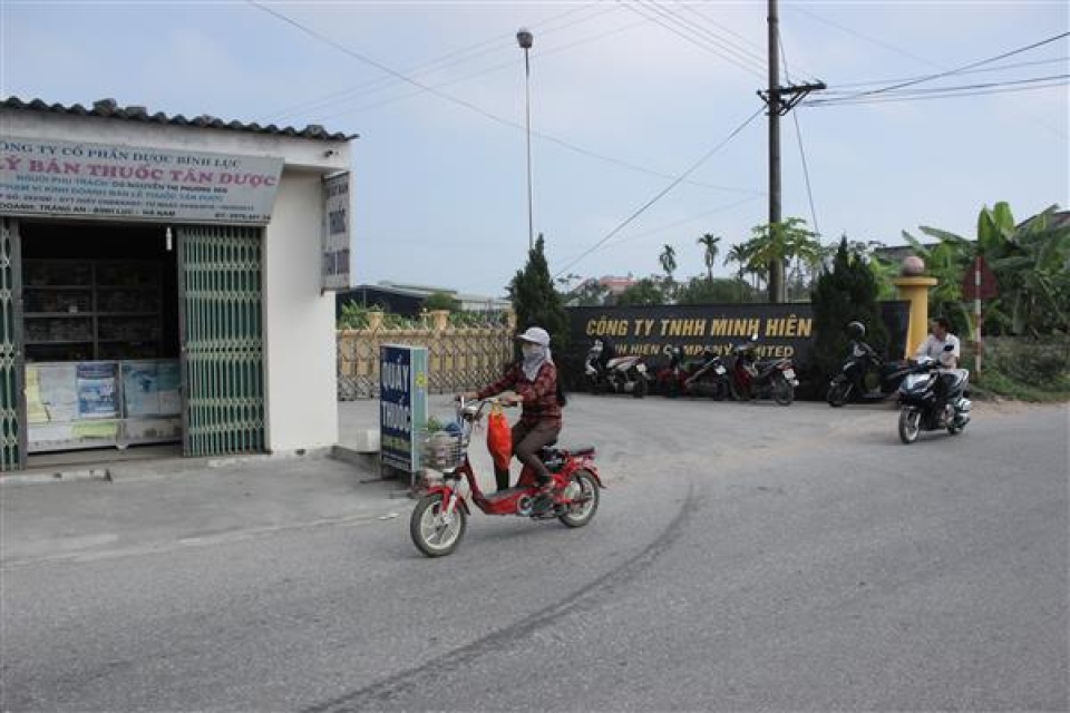 force to search warehouses containing more than 150 tons of sugar of minh hien company limited