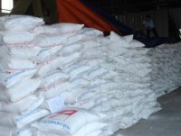 Force to search warehouses containing more than 150 tons of sugar of Minh Hien Company Limited