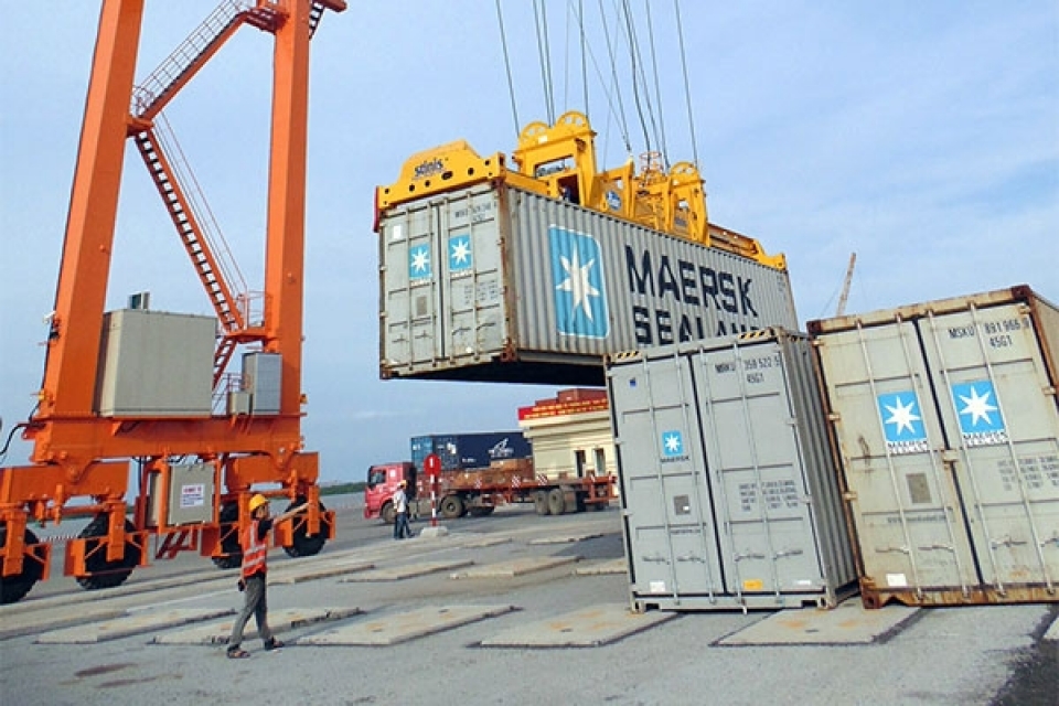 continue to hold 7 maersk containers in custody