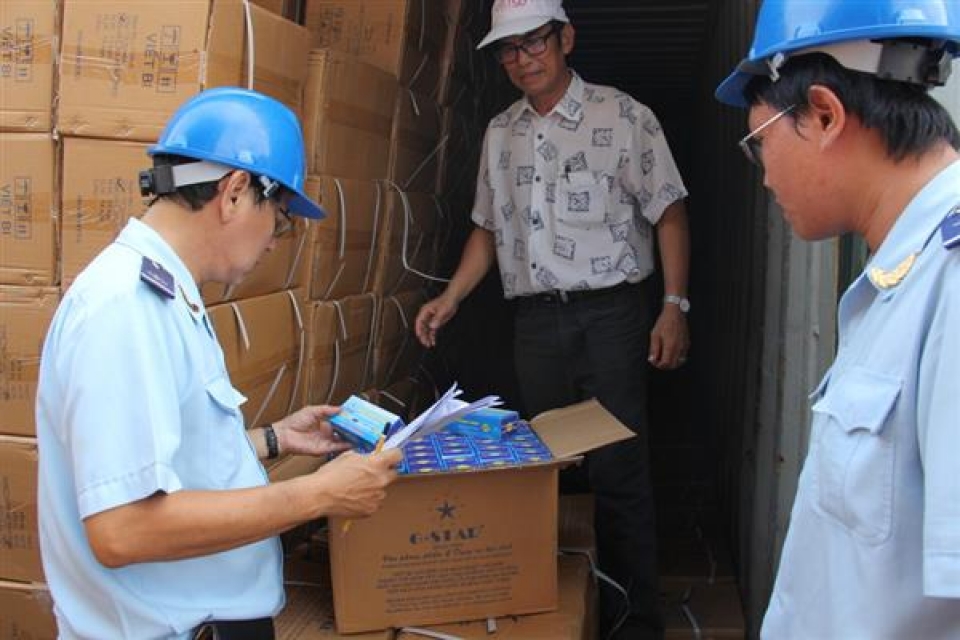 customs enhances the inspection of origin and label from khaisilk case