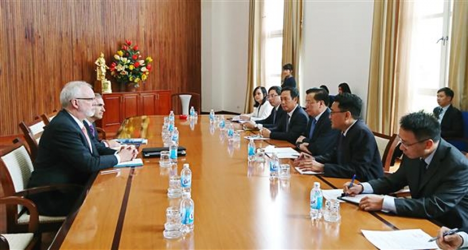 the us partner interested in soe equitization and stock market in vietnam