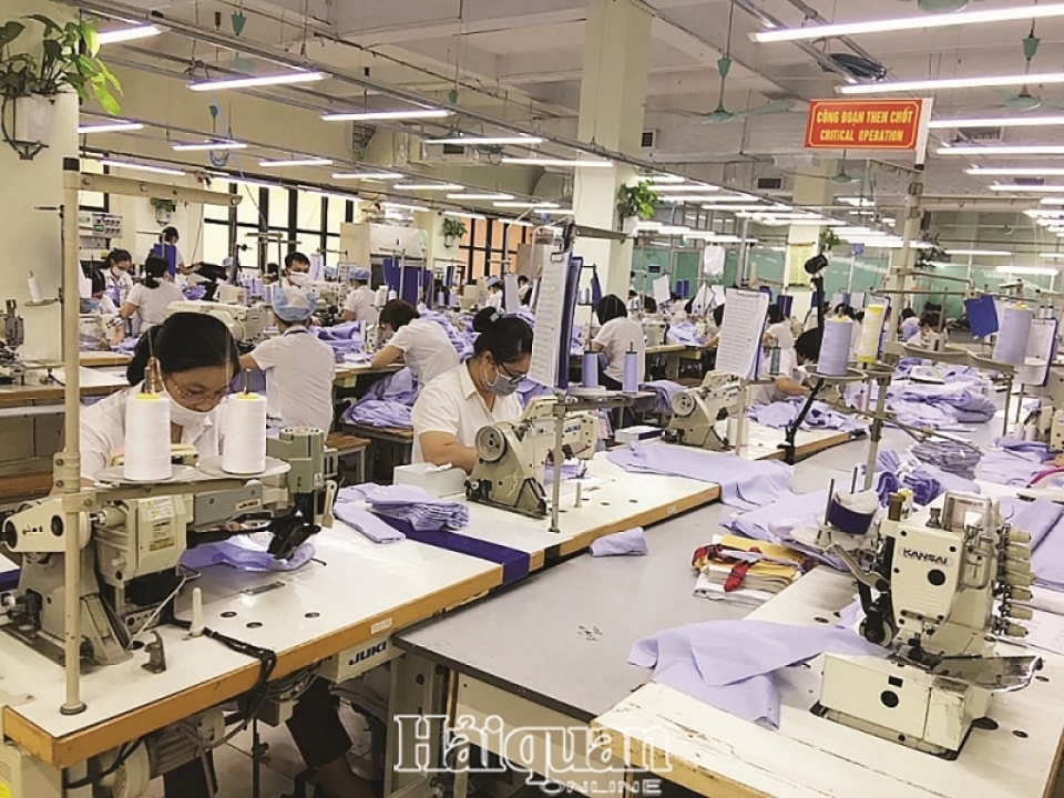 textiles and garments exports face difficulties by the end of the year