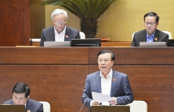 Budget revenue reduces; urgent need is to save spending: Minister of Finance Dinh Tien Dung: