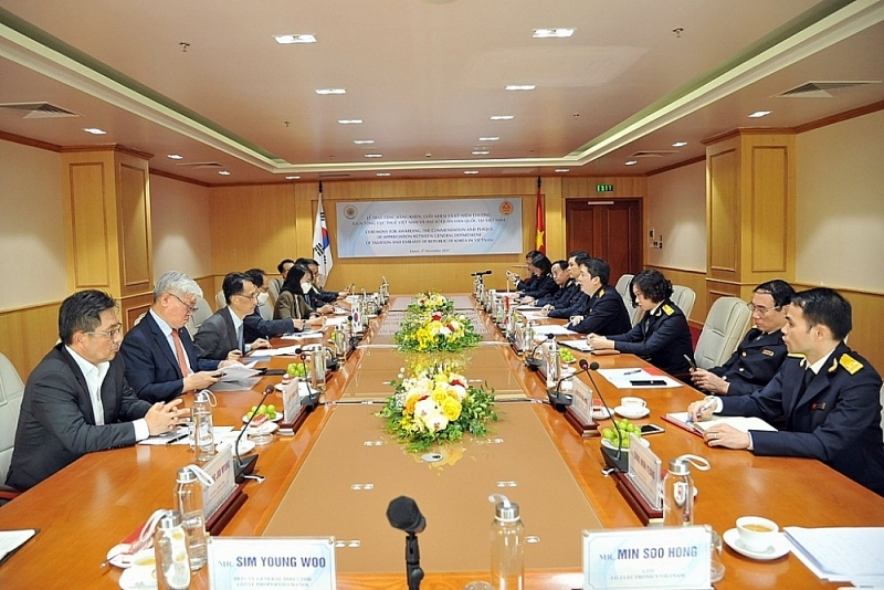 The meeting on the afternoon of November 4, 2021. Photo General Department of Taxation