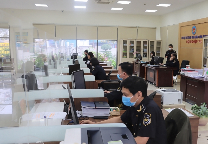 Units under the Ministry of Finance have paid attention to administrative reform. Photo: Quang Hung