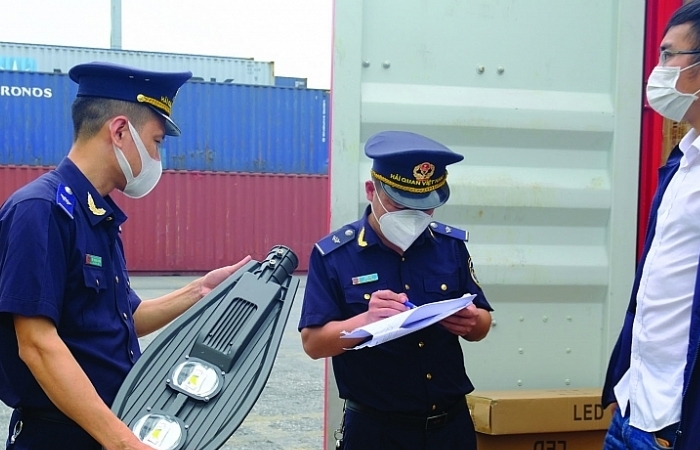 Hai Phong Customs records US$100 billion in trade