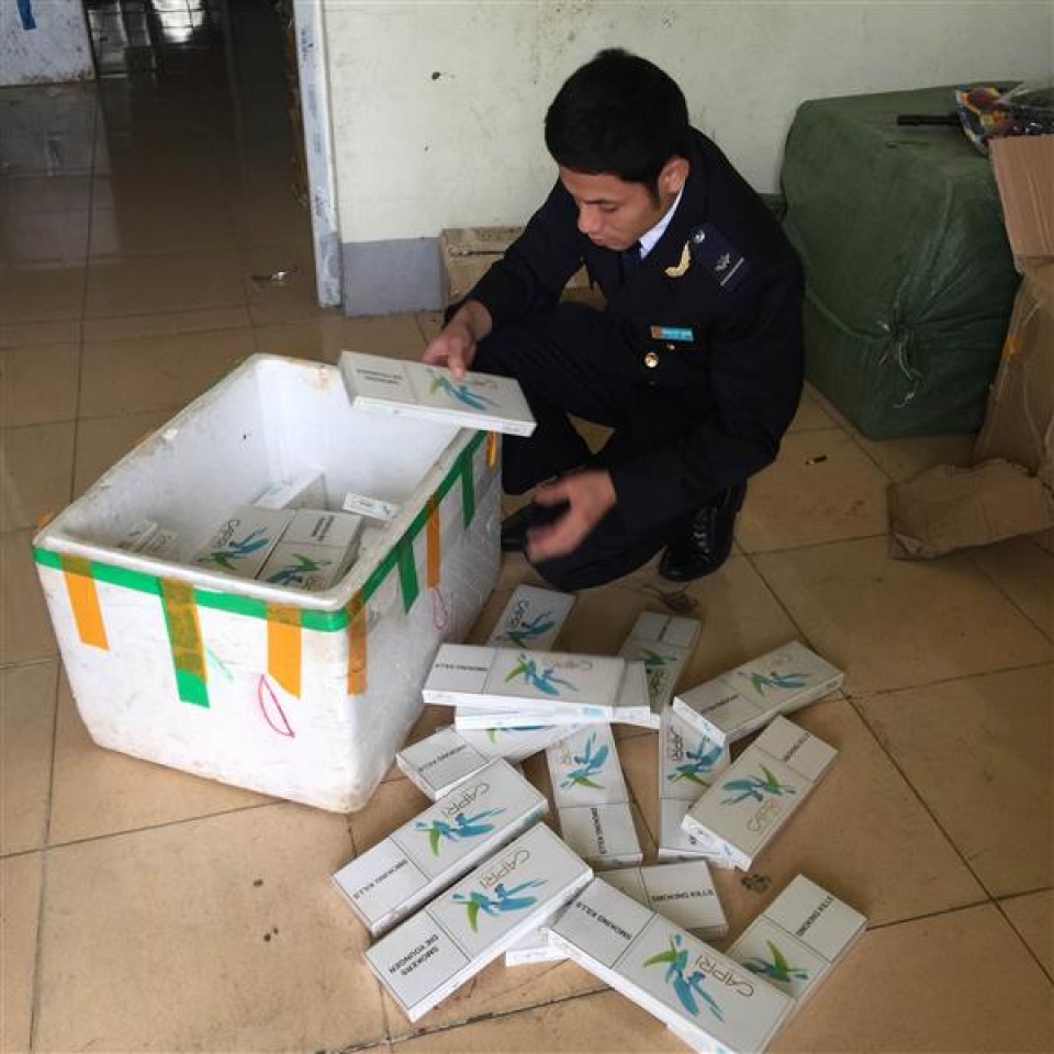 mong cai detects new smuggled cigarettes