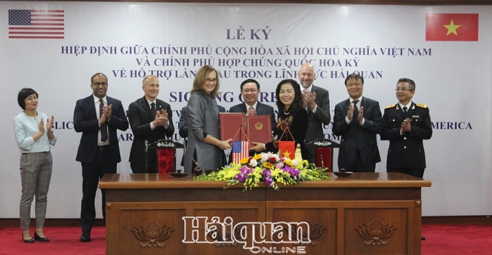 vietnam us signs an agreement on mutual assistance in customs