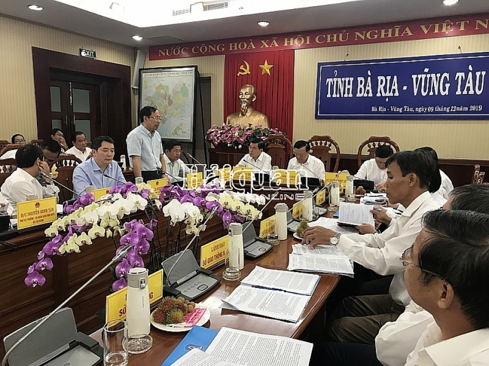 minister dinh tien dung had a meeting with ba ria vung tau province on state revenue and anti smuggling