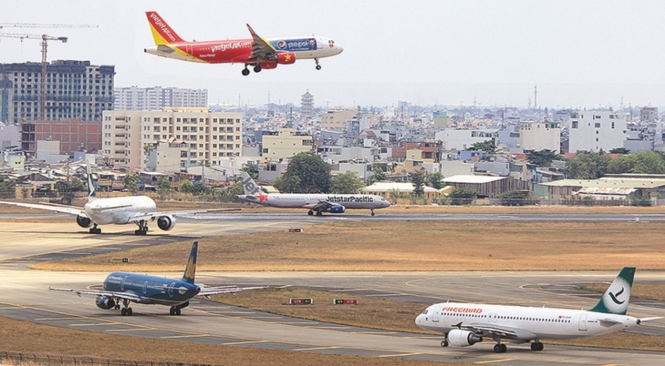 aviation market more flights put pressure oninfrastructure