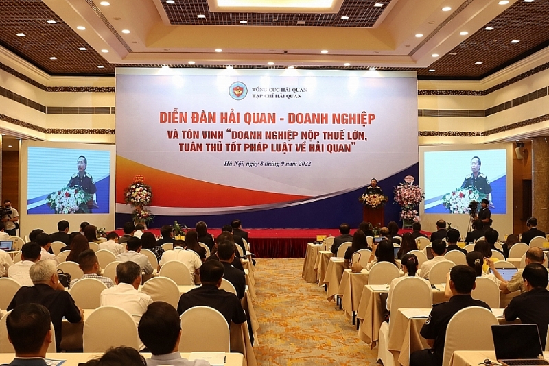 Customs – Business Forum. Photo: Quang Hung
