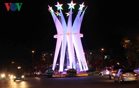 people across vietnam welcome in the new year