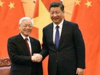 Vietnamese, Chinese leaders exchange New Year greetings