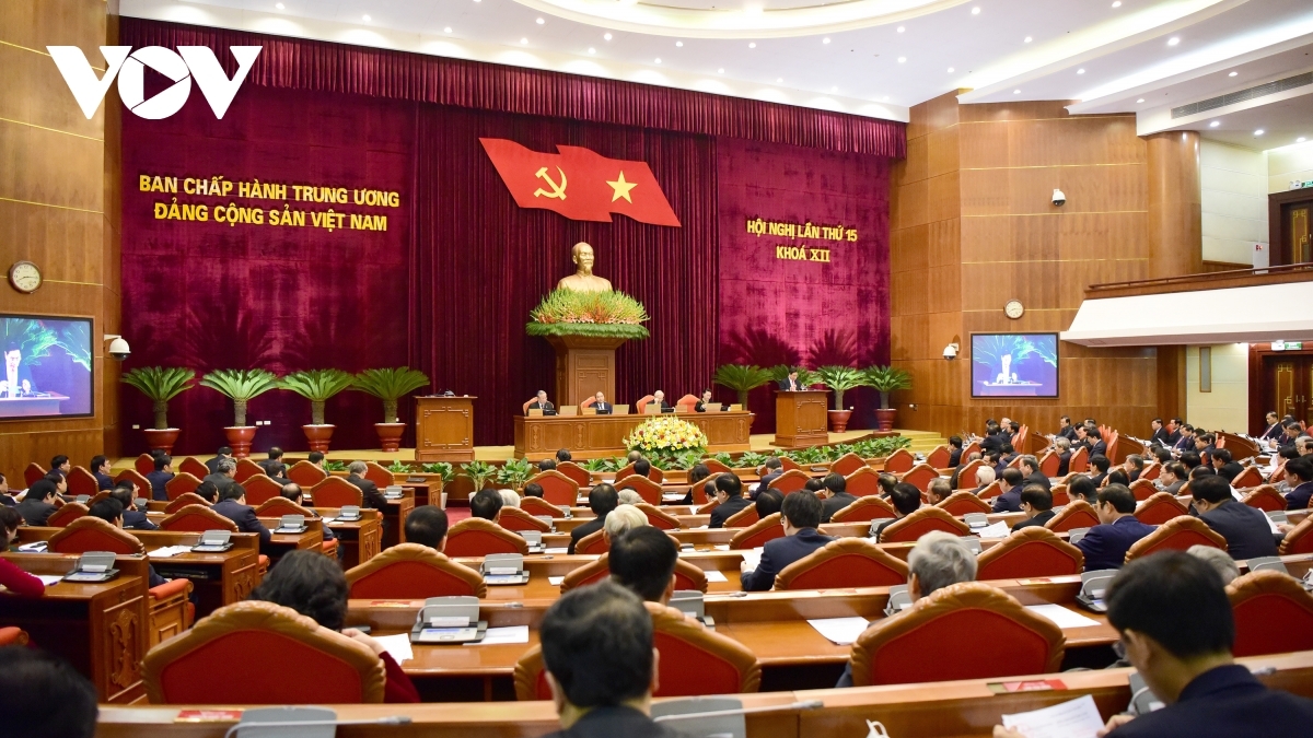 The plenum will focus discussions on personnel work in connection with the Party Central Committee, the Politburo and the Secretariat, as well as key leading positions in the 13th tenure. 
