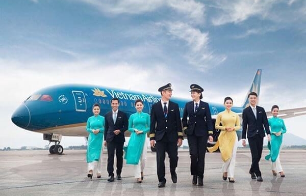 Vietnam Airlines among top 10 Vietnamese brands