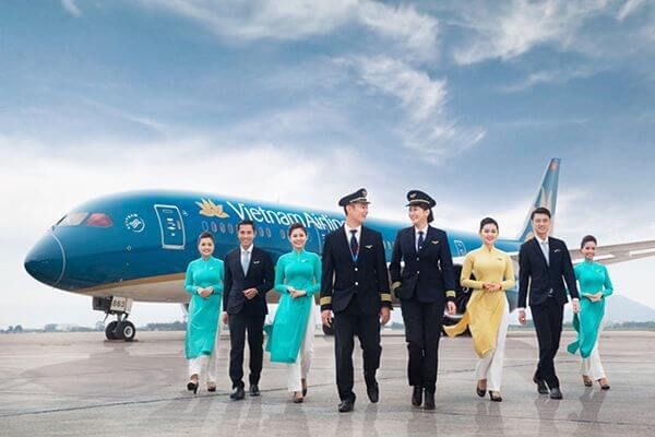 Vietnam Airlines among top 10 Vietnamese brands hinh anh 1