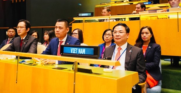 Vietnam shows strength of socialist-oriented market economy: Venezuelan Ambassador hinh anh 3