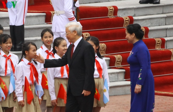 official welcoming ceremony for argentine president