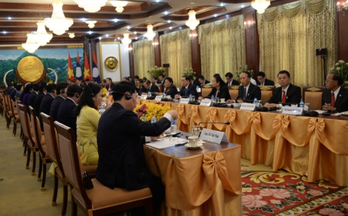 vietnam laos hold high level talks