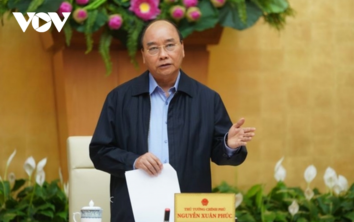 PM Phuc orders COVID-19 vaccine supply to be ready in first quarter