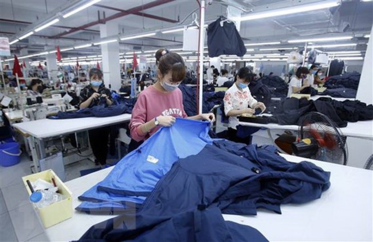 Vietnam and India see great potential for cooperation in the garment making industry