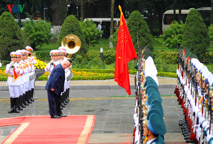 in photos israeli president welcomed in hanoi